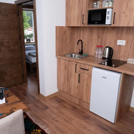 Sunrise - With Old Bridge View Διαμέρισμα Μόσταρ