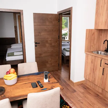 Sunrise - With Old Bridge View Διαμέρισμα