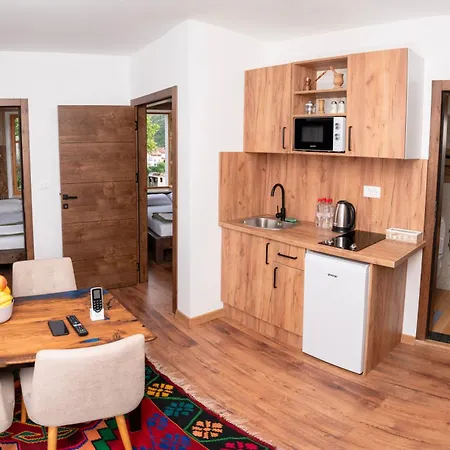 Sunrise - With Old Bridge View Διαμέρισμα Μόσταρ